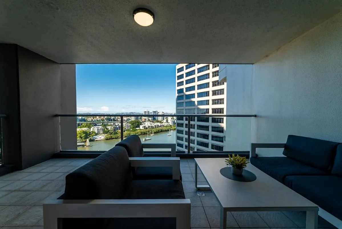 Lux 18Th Floor 2Br 2Bath, River View, Pool, Spa, Sauna, Gym, Wifi, Brisbane 0*,  Ausztrália